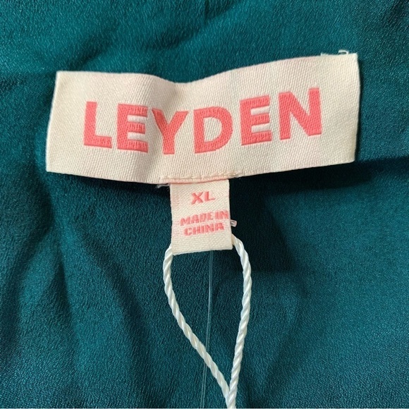 Leyden New With Tags Women’s Green Dotted Mini Wrap Dress Size XL - Picture 11 of 15